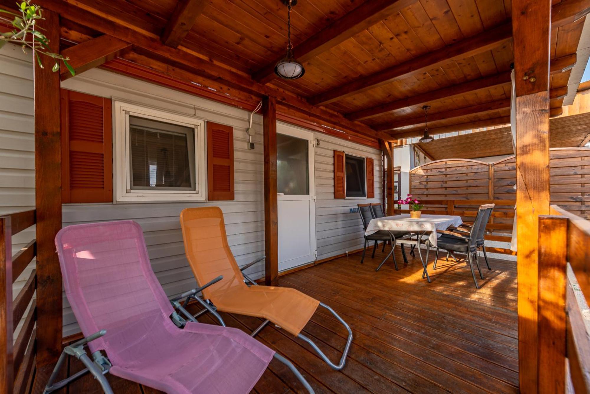 Camp Mrkva Mobile Homes With Pool Сукошан Номер фото